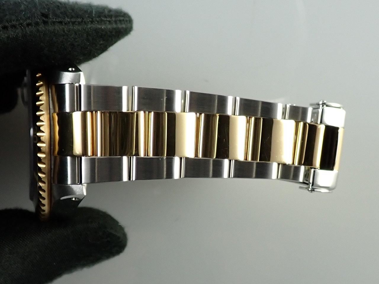 Rolex Submariner Date Reference 16613SG Authentic