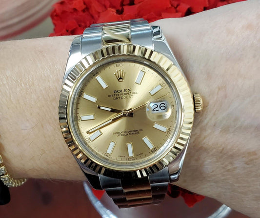 Rolex Datejust 41 126333 Two Tone Champagne Dial Fluted Bezel Oyster Watch