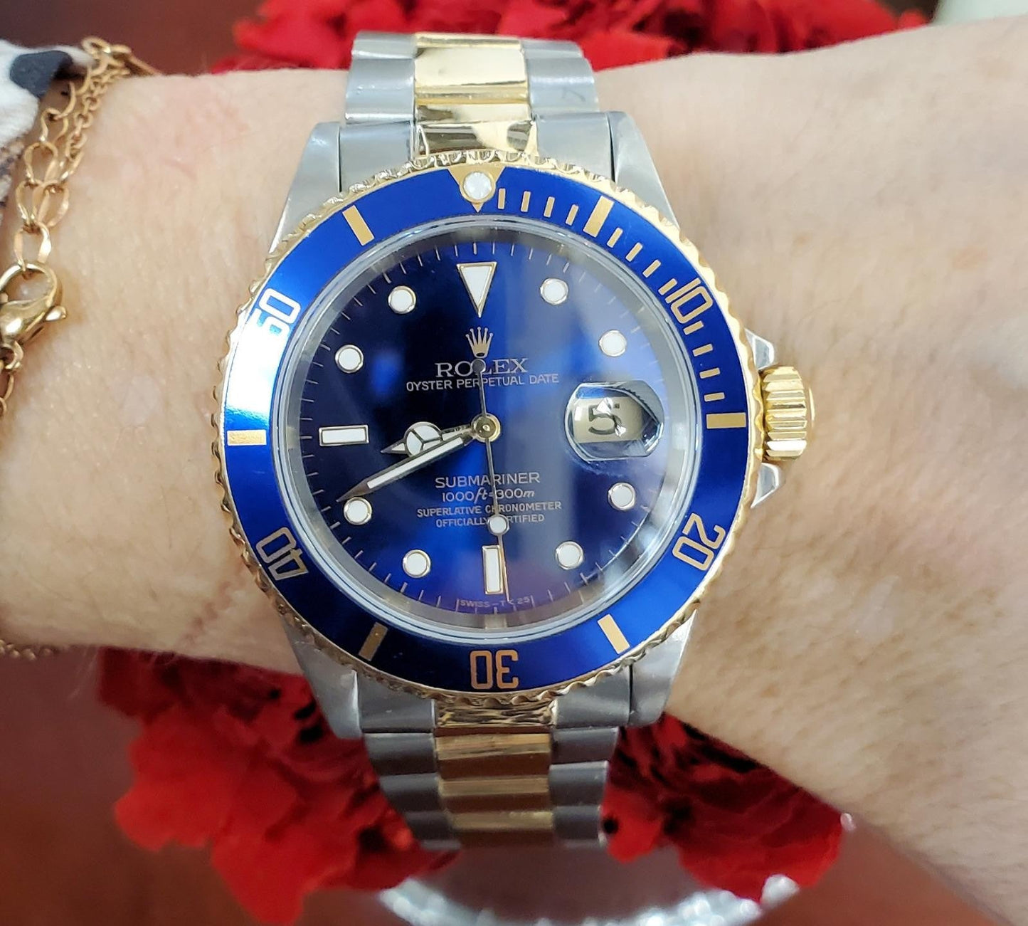 Rolex Submariner 16613 Two Tone Oyster 40mm Blue Tritium Dial 1996 Auto