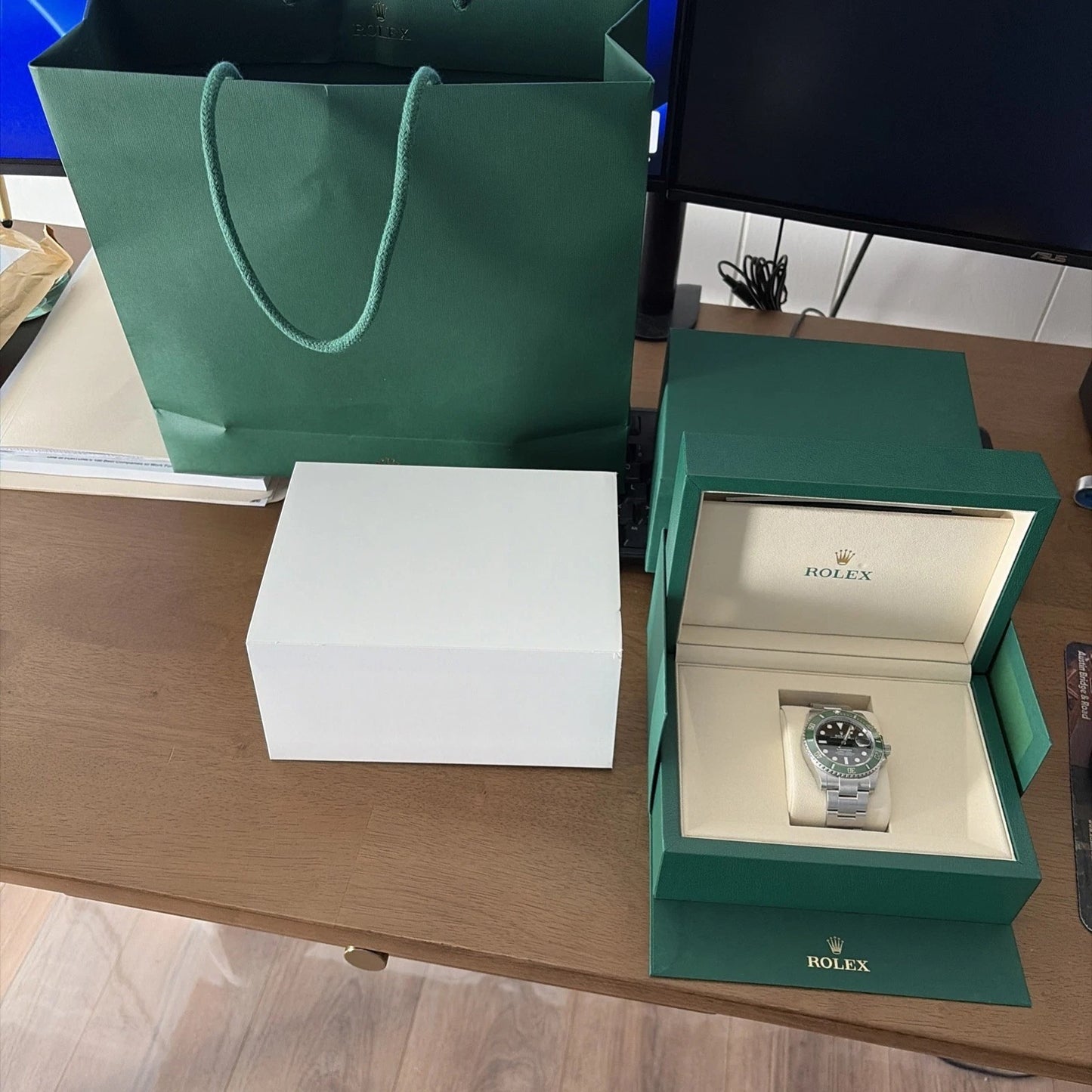 NEW Feb 2026 Rolex Submariner Date Starbucks Green Bezel Black 41mm 126610LV